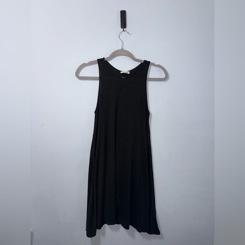 Aritzia Wilfred Free Women’s Black Lightweight Sheer knit swing dress XS EUC